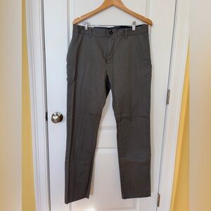 GAP Men’s Khakis NWT SZ 34x34